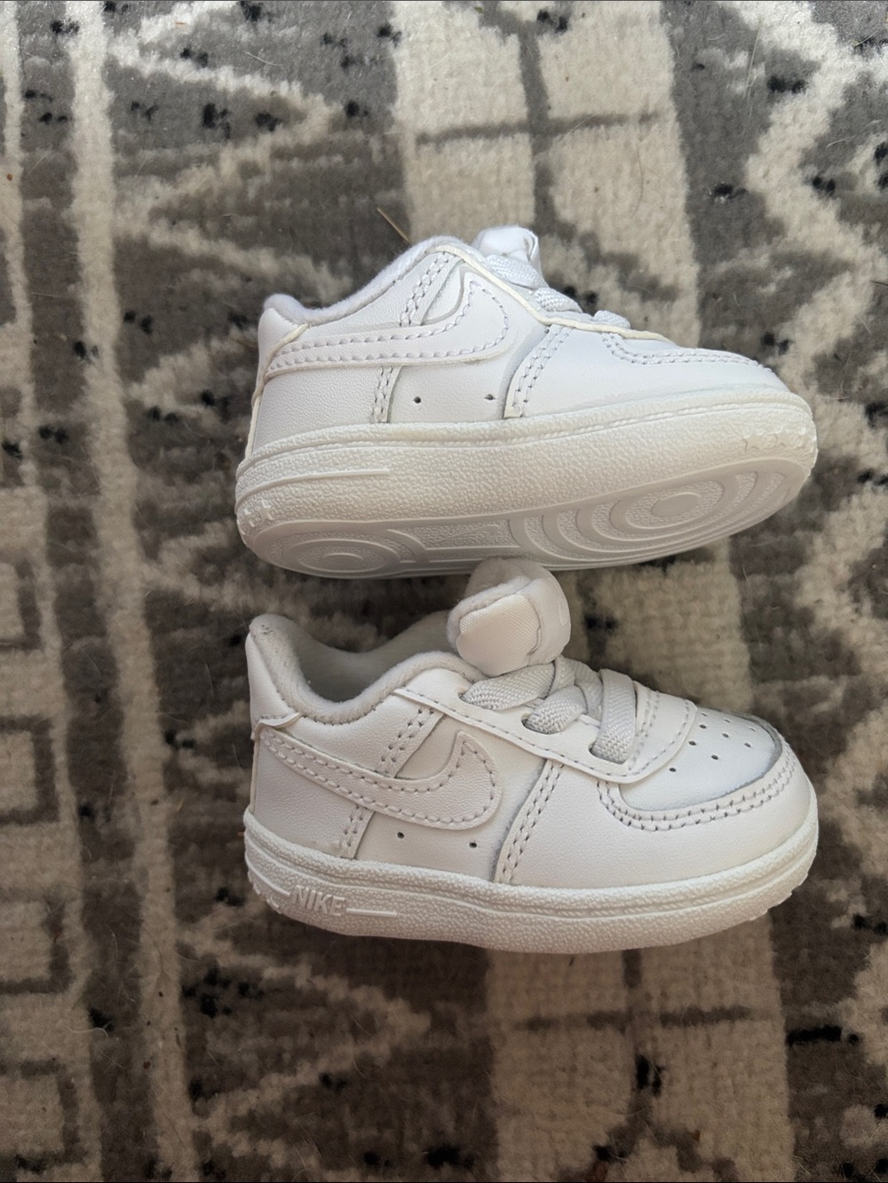 Nike White Leather Low-Top Sneakers